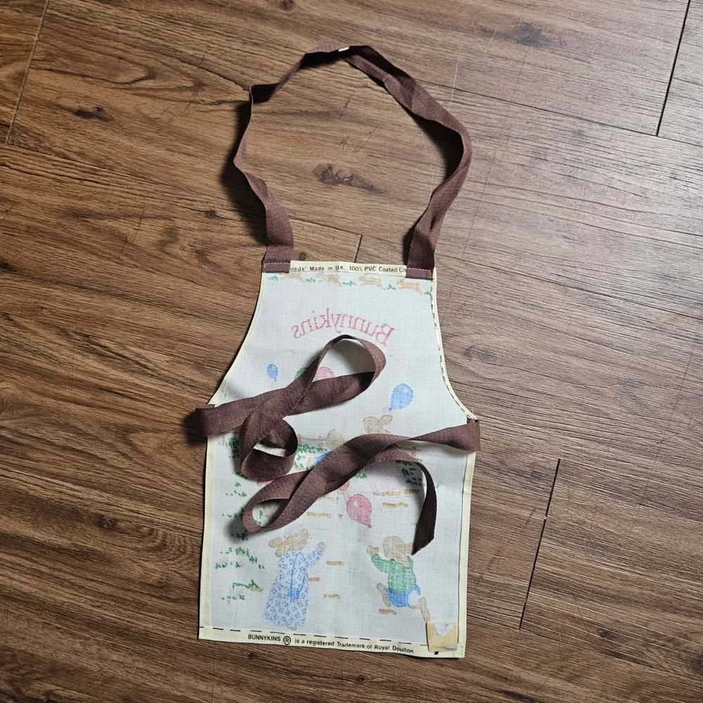 Vintage Royal Doulton Bunnykins Child Apron PVC Coated Cotton Made in UK Kidcore